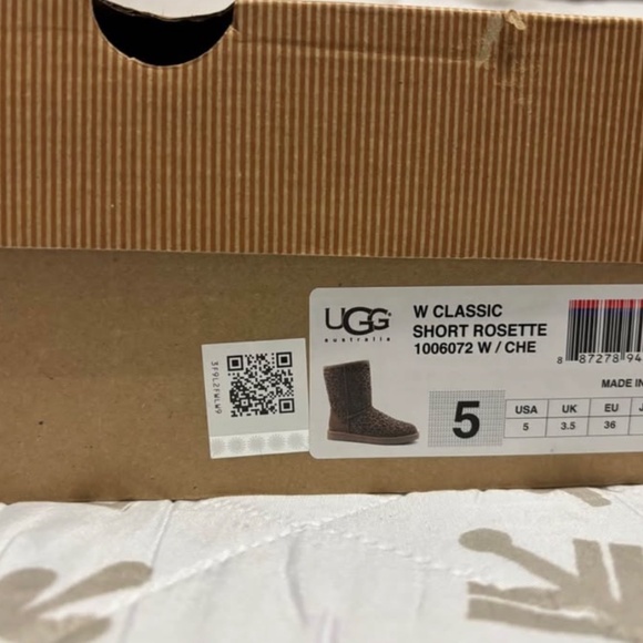 Brand New UGG Boots Women’s Size 5 - Picture 5 of 5